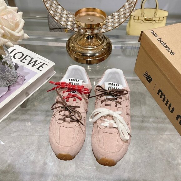 Miumiu x New Balance 530 Classic Sneake - Picture 1 of 9